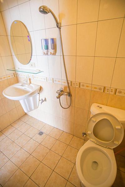 Xinghai Homestay II Magong Esterno foto