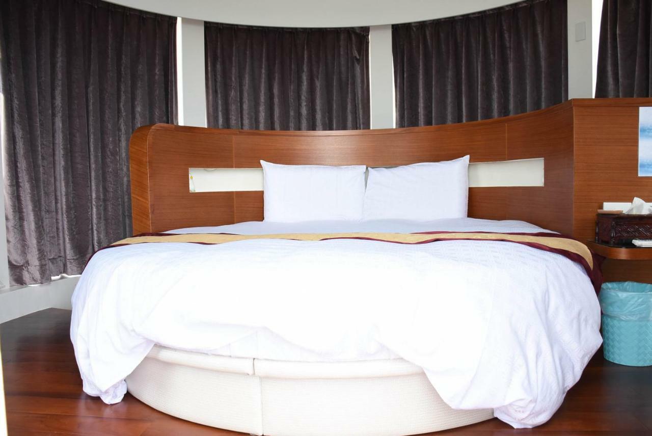 Xinghai Homestay II Magong Esterno foto